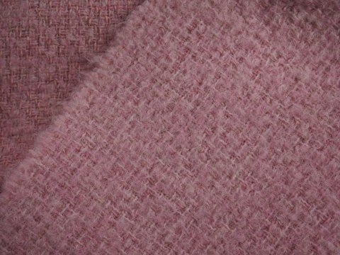 Wełna boucle - Różowa Wełna boucle - Różowa