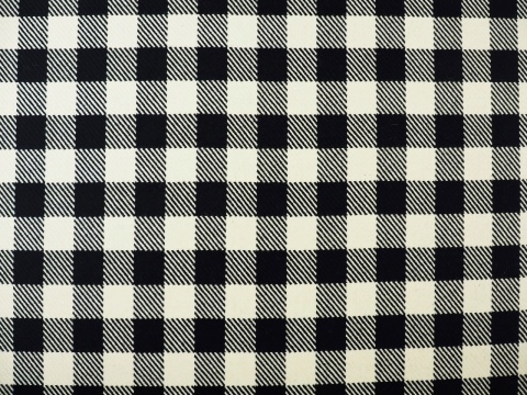 wełna płaszczowa w czarno-białą kratkę buffalo