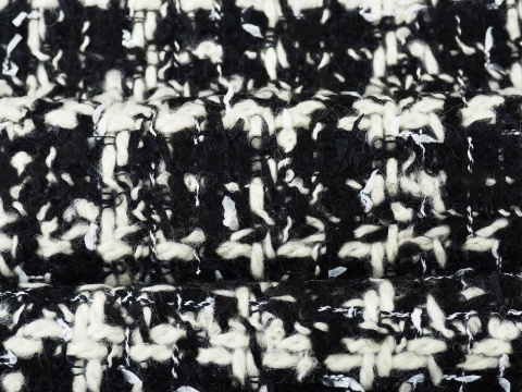 czarno-biała chanelka w kratkę