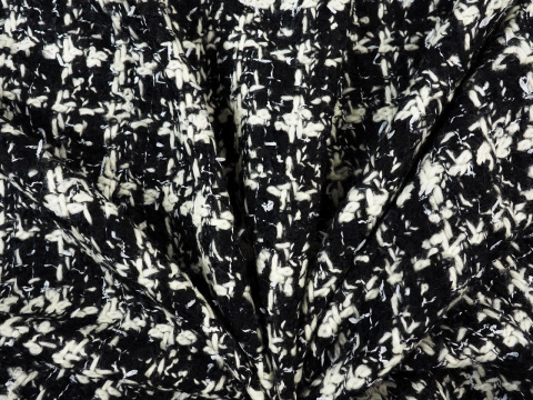 czarno-biała chanelka w kratkę