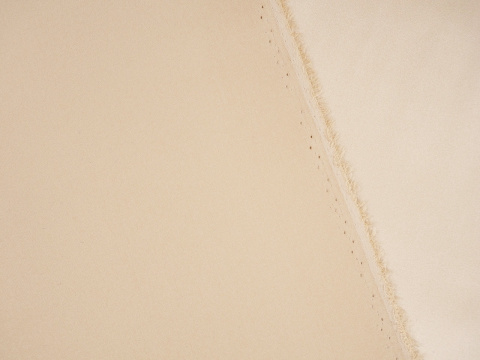 Jedwab elastyczny limited - Jasne, beżowe złoto Jedwab elastyczny limited - Jasne, beżowe złoto