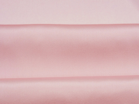 różowy jedwab