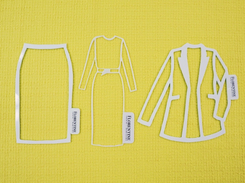 chanelka w kolorze jasnym żółtym