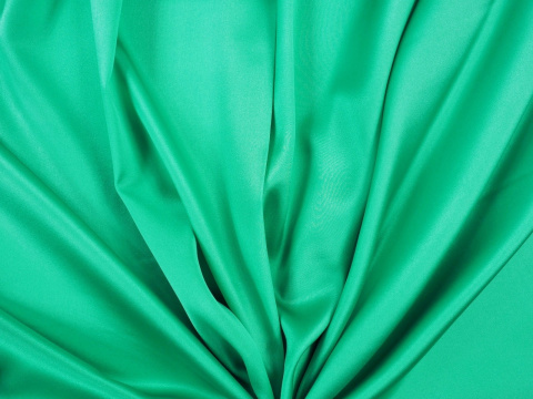 jedwab w kolorze jasnej mięty