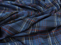 len w niebieską kratę tartan