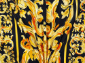 czarny jedwab w złote ornamenty