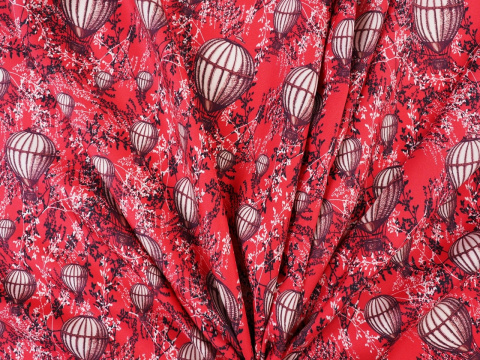 karmazynowy jedwab w balony i rośliny karmazynowy jedwab w balony i rośliny
