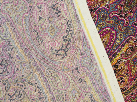 muślin wełniany w gęsty, orientalny wzór paisley muślin wełniany w gęsty, orientalny wzór paisley