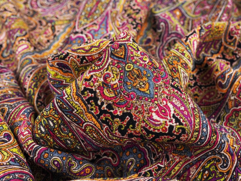 muślin wełniany w gęsty, orientalny wzór paisley muślin wełniany w gęsty, orientalny wzór paisley