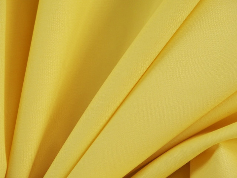 elastyczna wełna w jasnym żółtym pastelowym kolorze elastyczna wełna w jasnym żółtym pastelowym kolorze