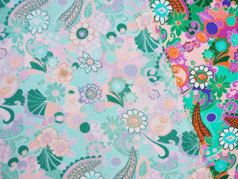miętowa wiskoza w kwiaty i paisley