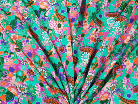 miętowa wiskoza w kwiaty i paisley