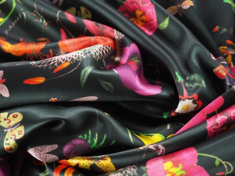 Jedwab Gucci - Węże i lilie na czerni Jedwab Gucci - Węże i lilie na czerni