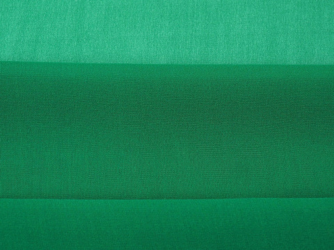 zielony jedwab szyfon