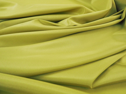 podszewka w kolorze limonkowym