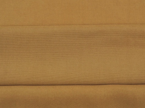 tencel w kolorze ciemnego beżu