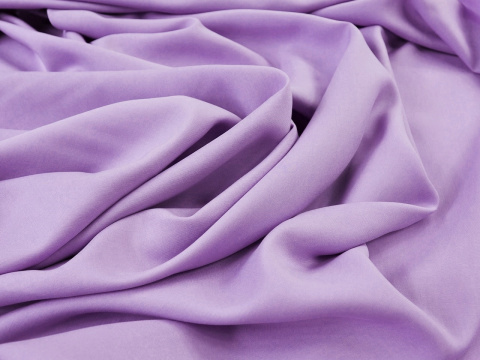 tencel w kolorze jasnego fioletu