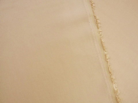 tencel w kolorze jasnego beżu