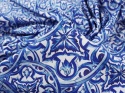 bawełna w niebieskie ornamenty w medalionach