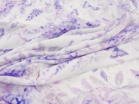 biały jedwab w fioletowe wisterie i motyle