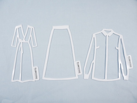 len w kolorze jasnego błękitu