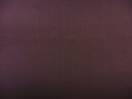 jedwab w kolorze ciemnej oberżyny