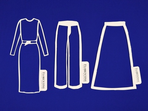 krepa wełniana w kolorze niebieskim