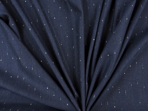 granatowa tkanina w pionowe, delikatne, złote paski