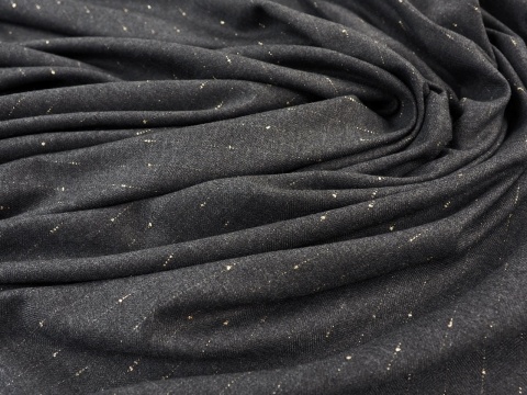 szara tkanina w pionowe, delikatne, złote paski