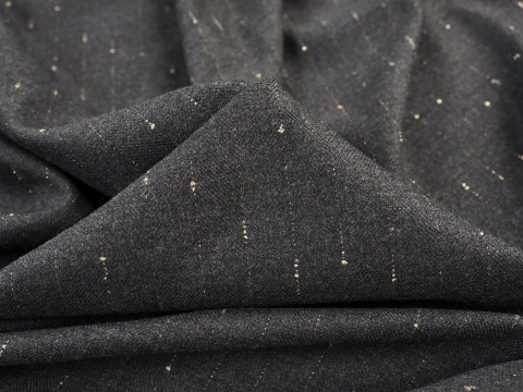 szara tkanina w pionowe, delikatne, złote paski