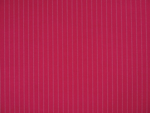 ciemno malinowa wełna double face w biały prążek