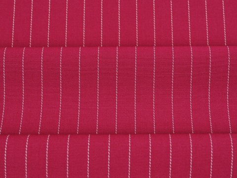 ciemno malinowa wełna double face w biały prążek