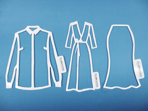 błękitny jedwab elastyczny satyna