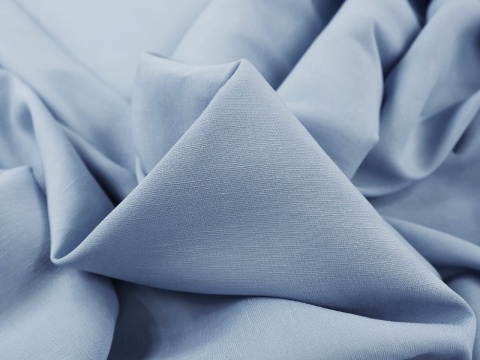 len z wiskozą w kolorze błękitnym