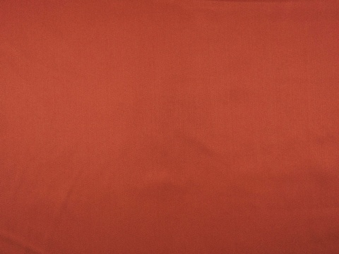 podszewka w kolorze rdzawym