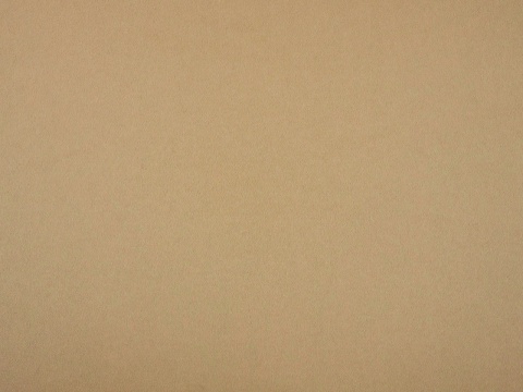 wełna z kaszmirem w kolorze beżowym