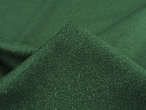 wełna z kaszmirem w kolorze zielonym