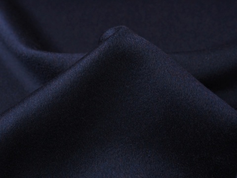 wełna z kaszmirem granatowo-czerwona wełna z kaszmirem granatowo-czerwona