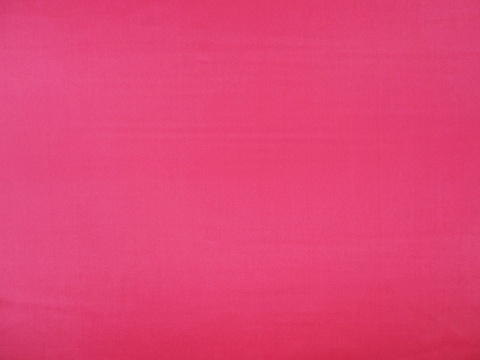 jedwab satyna w kolorze  malinowym różowym