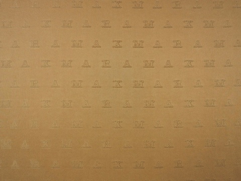 podszewka w kolorze ciemnym beżowym