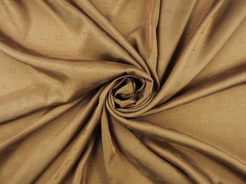 podszewka w kolorze ciemnym beżowym