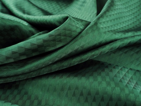 podszewka w trójkąty w kolorze zielonym