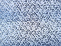 granatowo-srebrna podszewka w paisleye