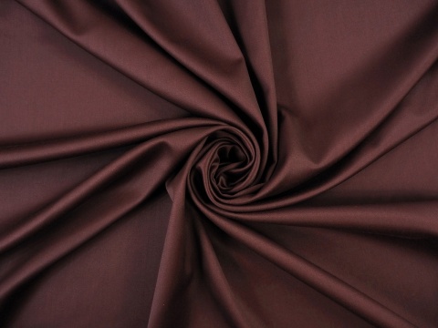 wełna w kolorze gorzkiej czekolady
