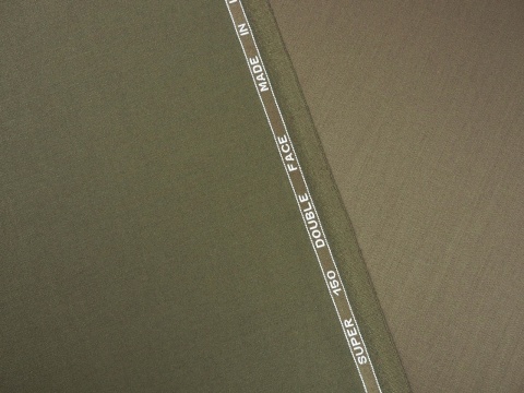 wełna elastyczna w kolorze khaki oliwka