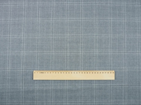 szara wełna w delikatną kratkę