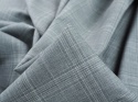 szara wełna w delikatną kratkę