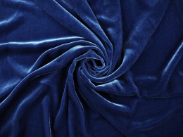 welur z jedwabiem w kolorze ciemnym niebieskim