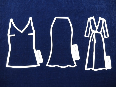 welur z jedwabiem w kolorze ciemnym niebieskim