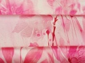 jedwab w różowe kwiaty